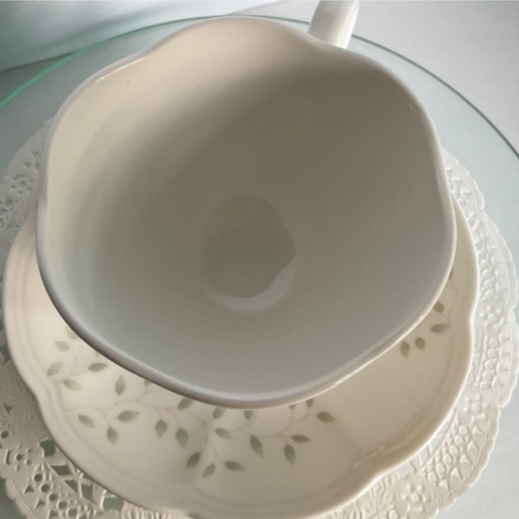 Lenox Butterfly Meadow 🦋 Tea Cup and Saucer - NWT - Picture 6 of 14